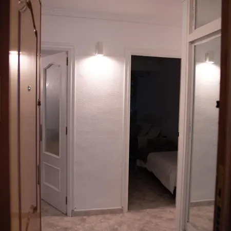 Centro Y Playa 公寓 *